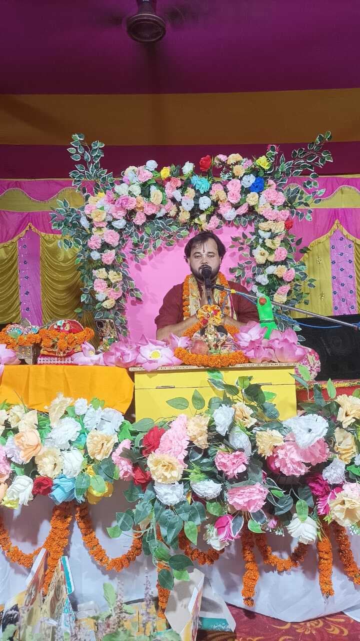 भगवान की कृपा से मिलता है कथा सुनने का सौभाग्य : चंदन शरण