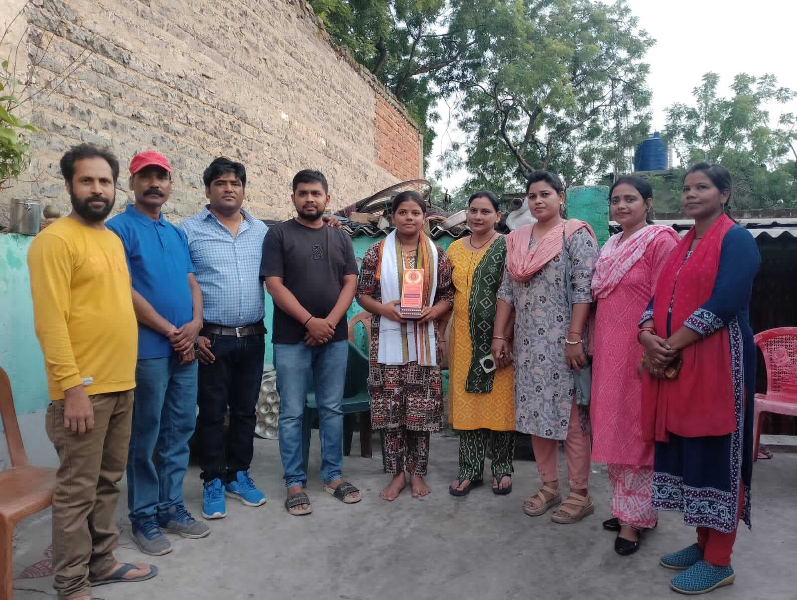 Jamshedpur News : समर्पण ने प्रतिमा गोराई को सम्मानित किया