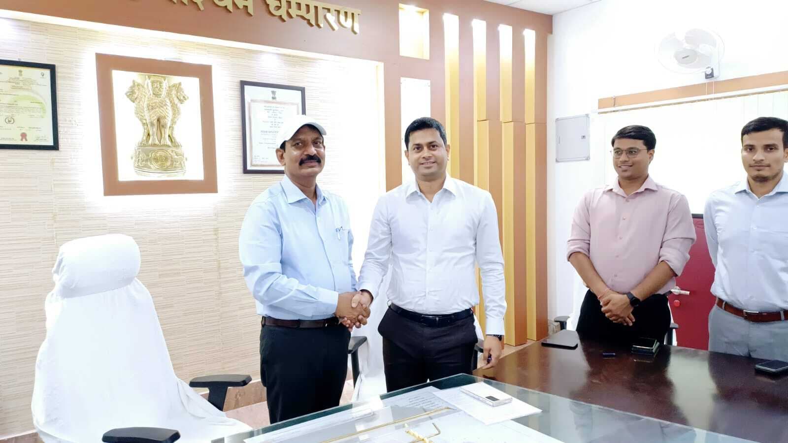 Bettiah : जिले का समग्र विकास मेरी पहली प्राथमिकता: जिलाधिकारी