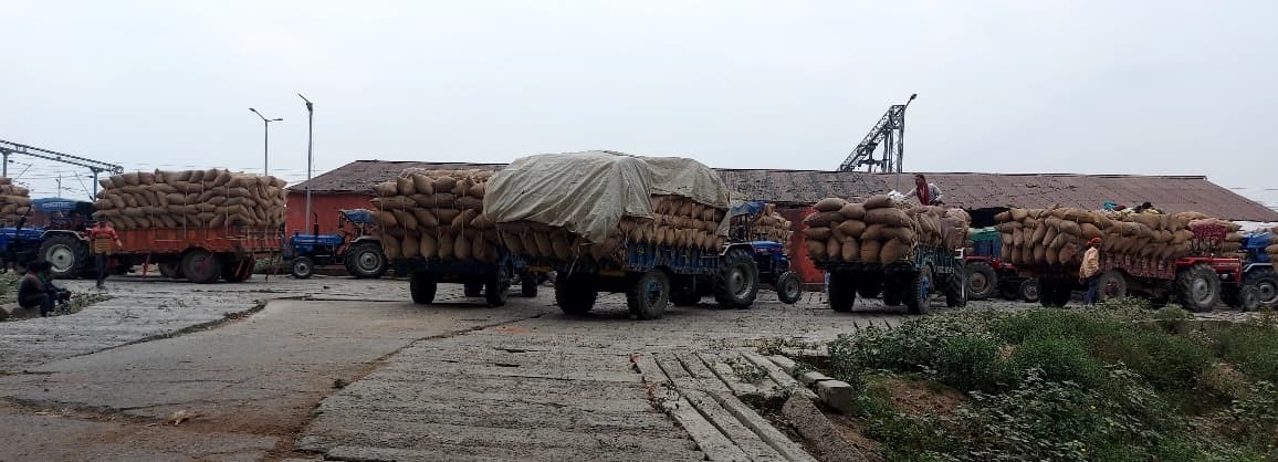 करोड़ों का राजस्व देने वाले रैक प्वाइंट पर सुविधाओं का घोर अभाव