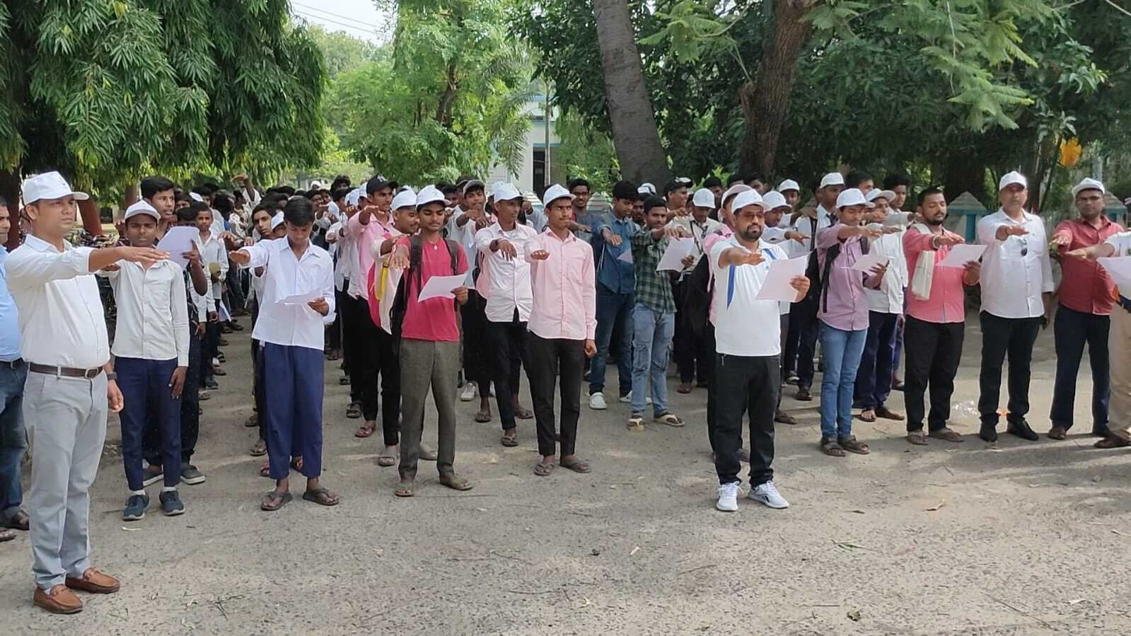 सशक्त मतदाता, सशक्त लोकतंत्र का संदेश लेकर निकली साइकिल रैली