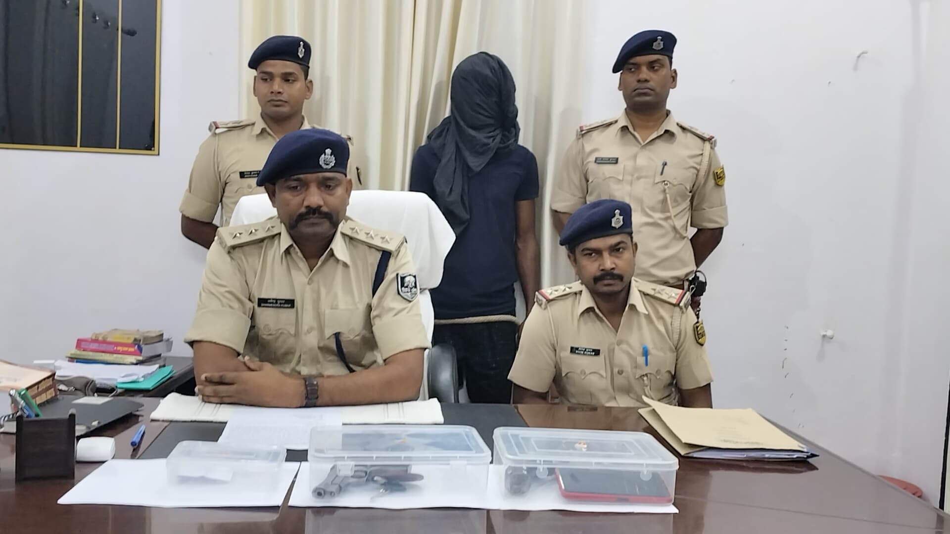 गोलीबारी में 10 वर्षीय बच्चे को जख्मी करने वाला आरोपित गिरफ्तार