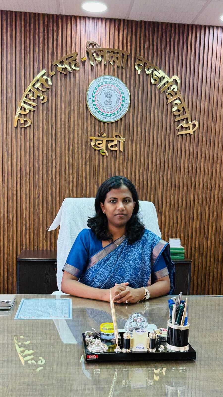 प्रत्येक मंगलवार व शुक्रवार को लोक शिकायत निवारण कार्यक्रम