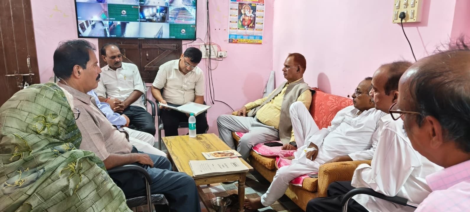 यूवीके कॉलेज शासी निकाय की बैठक आगामी योजनाओं पर हुई चर्चा