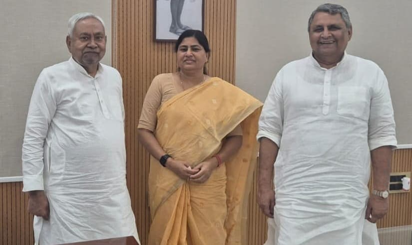 ललित की मौत मामले में लेशी सिंह ने सीएम को सौंपा जांच का अनुरोध पत्र