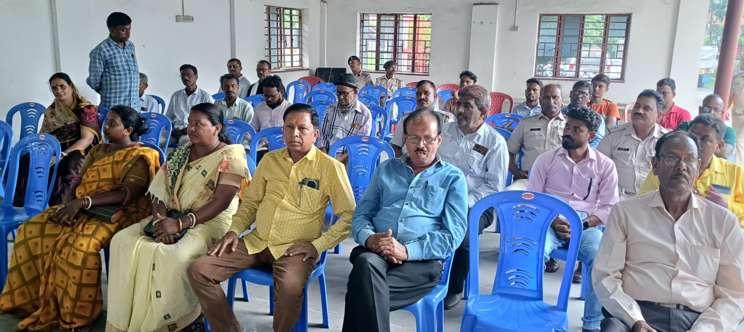 शांतिपूर्ण तरीके से मनायें बकरीद, विवादों से बचें : थाना प्रभारी