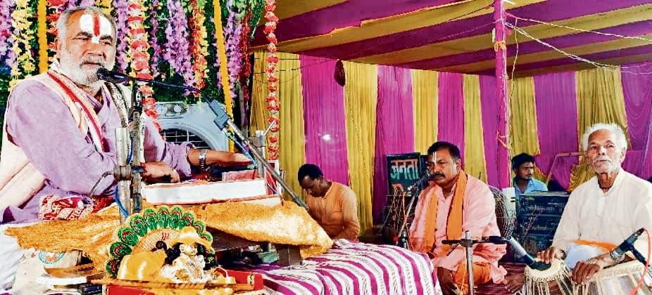 Saran News : कृष्ण भक्ति ने भगवान शिव को बनाया गोपेश्वर : पं चंद्रभान