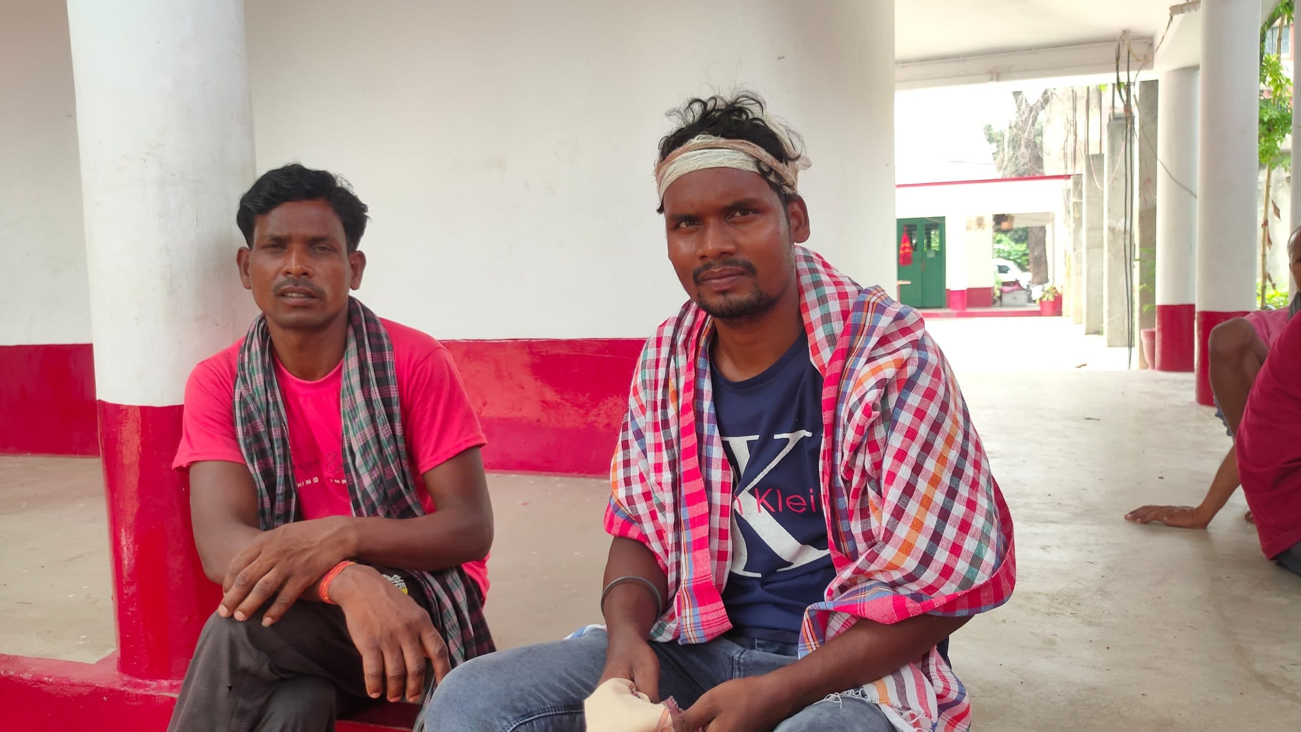 पुरानी रंजिश में दो पक्षों के बीच मारपीट एक महिला सहित दो जख्मी