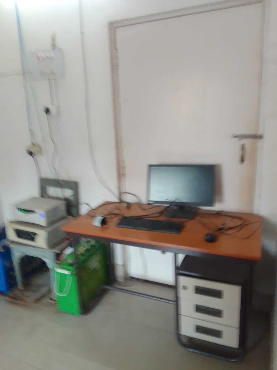 Chaibasa News : केयू के बायोमेट्रिक सिस्टम फेल, दो दिनों से कर्मी नहीं बना पा रहे हाजिरी