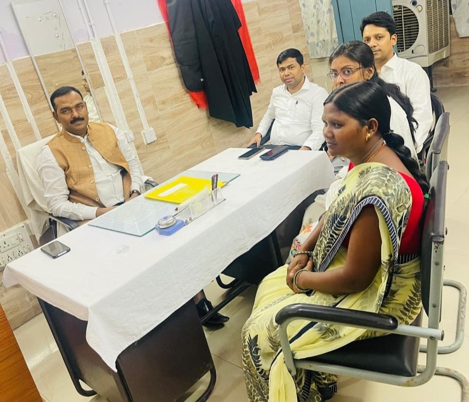 Madhubani News : लैंगिक प्रताड़ना मामले में शिकायत पेटी की जगह बैनर लगाने का दिया निर्देश