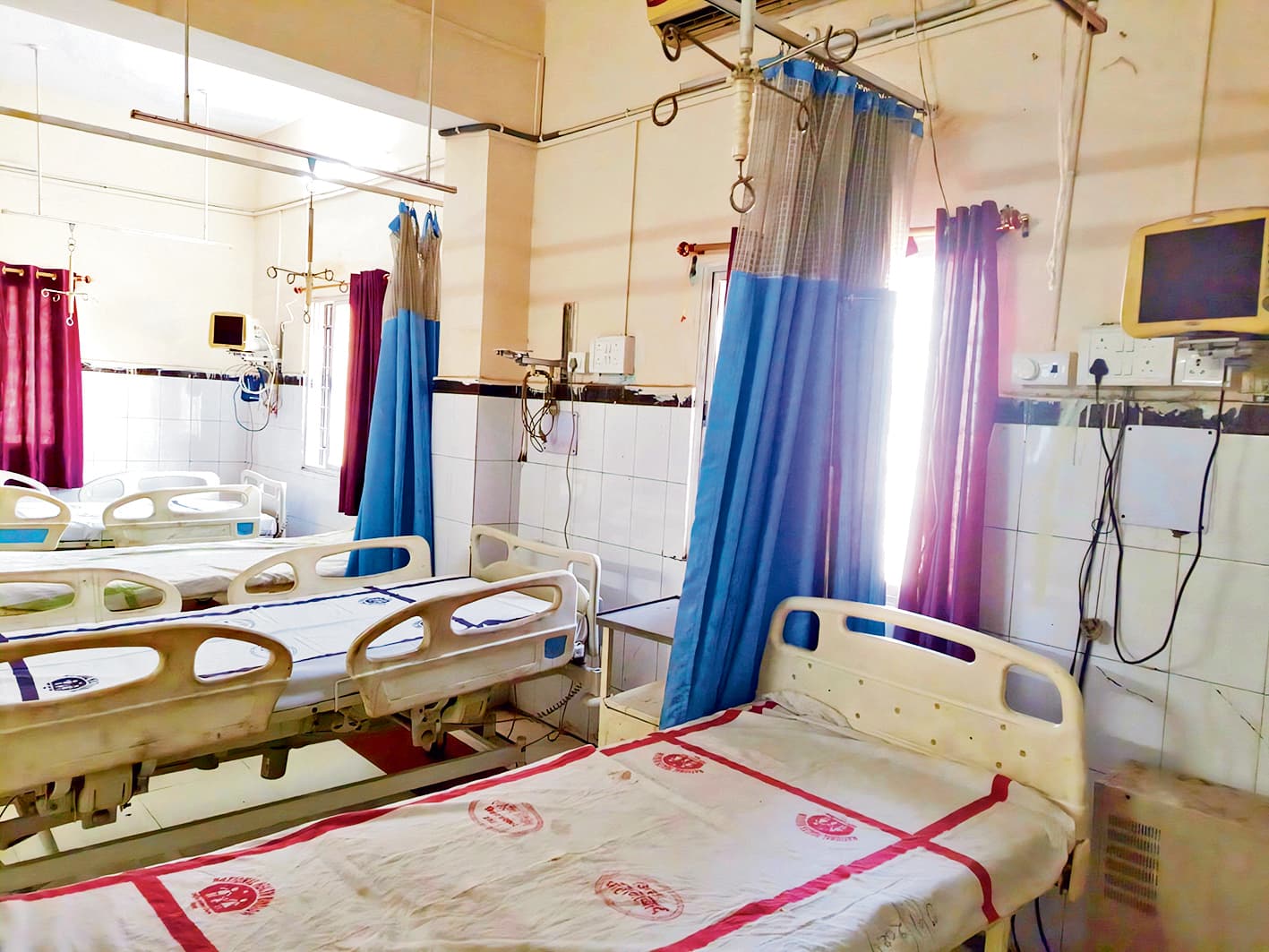 Jehanabad : मरीजों को नहीं मिल पा रहा आइसीयू का लाभ