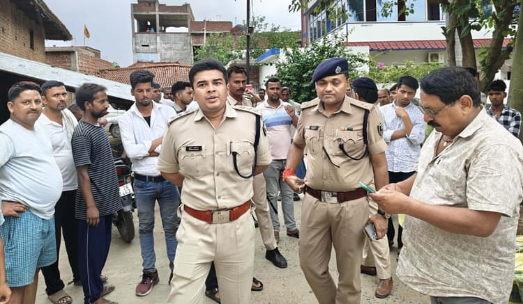 Aurangabad News : दाउदनगर में नाले के निर्माण को लेकर चलीं गोलियां, युवक घायल