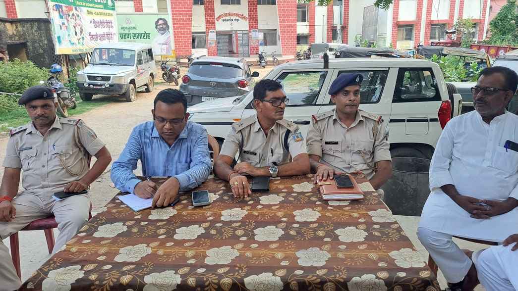 बकरीद में आपसी सौहार्द बनाये रखें : बीडीओ