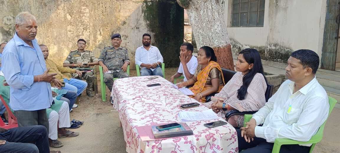 Seraikela Kharsawan News : सुरक्षा के सख्त इंतजाम, सोशल मीडिया पर पैनी नजर