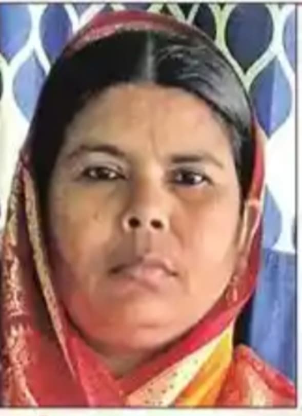 अविश्वास प्रस्ताव खारिज करने की मांग