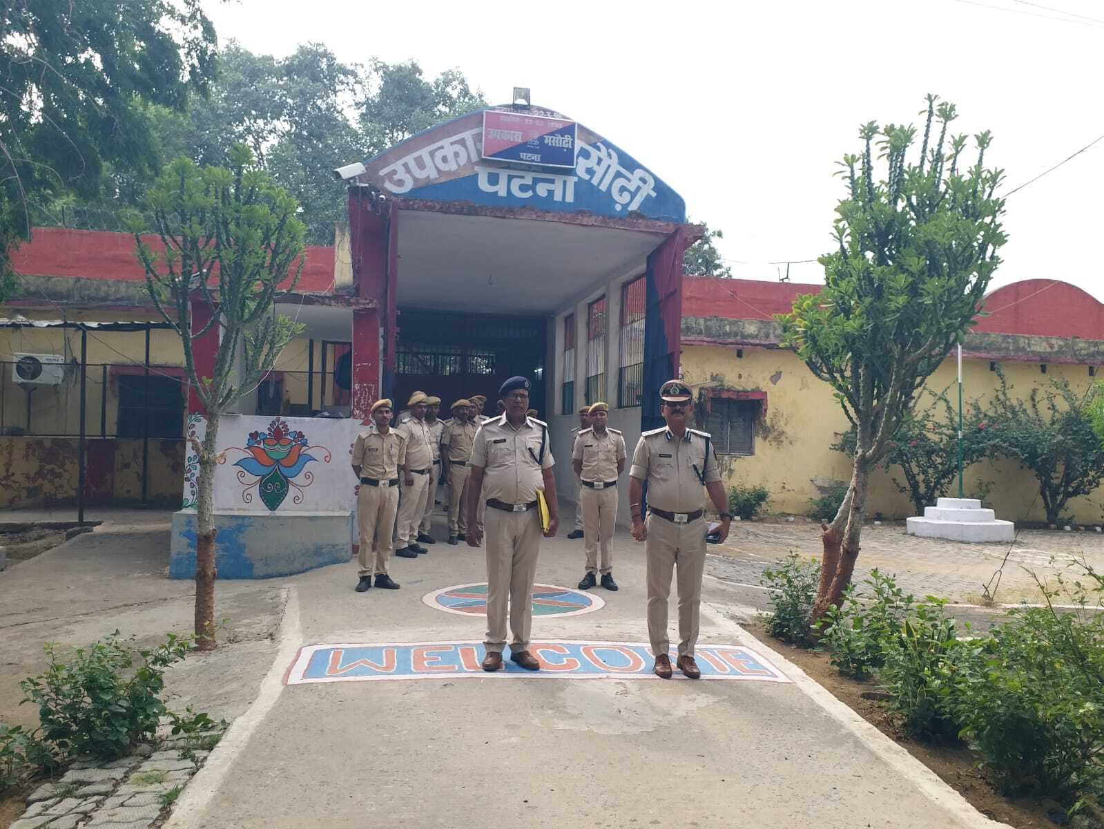 शरीब पीने के वीडियो वायरल मामले में छह बंदियों पर प्राथमिकी