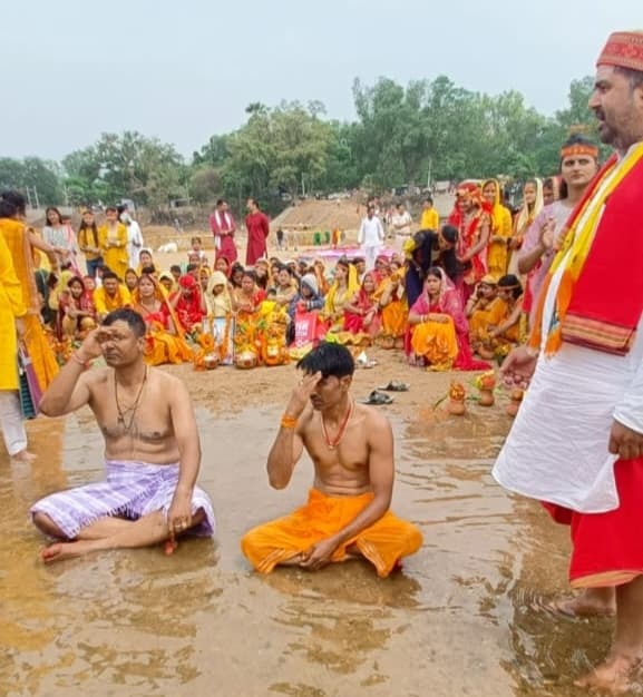 कलशयात्रा के साथ महोत्सव शुरू