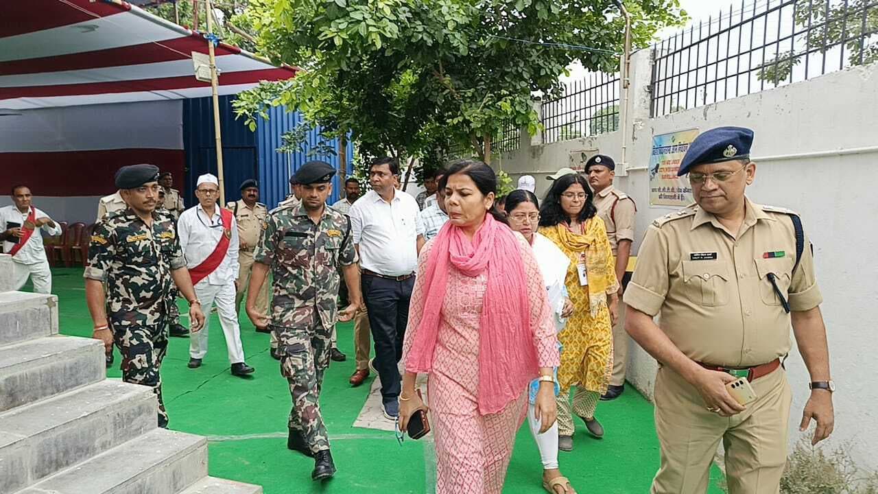 HAJIPUR NEWS. पारदर्शिता व निष्पक्षता से संपन्न करायी जायेगी निर्वाचन प्रक्रिया