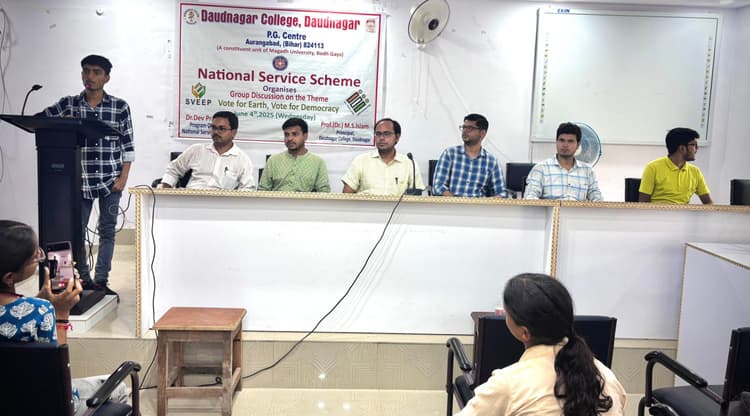 वोटर के रुप में जुड़कर निभाएं अपनी जिम्मेदारी