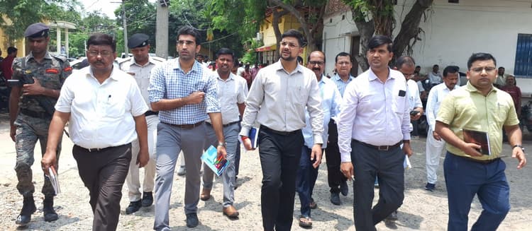 कार्यालय की नियमित सफाई पर फोकस, 24 घंटे क्रियाशील रहे कंट्रोल रूम