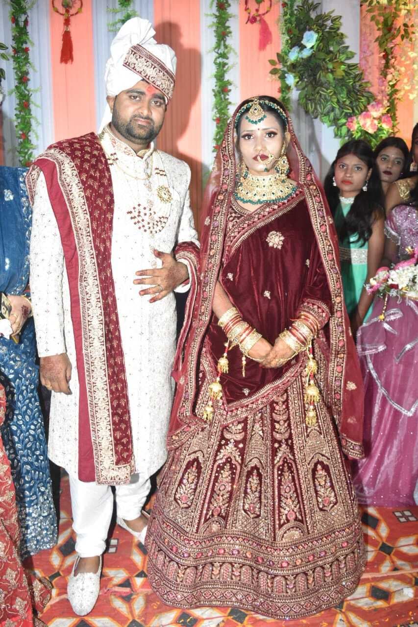 ओबरा में पुलिस ने विवाहिता का शव किया बरामद, परिजनों ने ससुराल वालों पर लगाया हत्या का आरोप