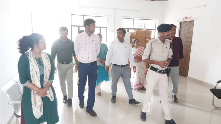 डीडीसी ने वन स्टॉप सेंटर व जिला हब फॉर एंपावरमेंट ऑफ वीमेन कार्यालय का किया निरीक्षण