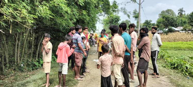 अज्ञात शव बरामद, क्षेत्र में सनसनी