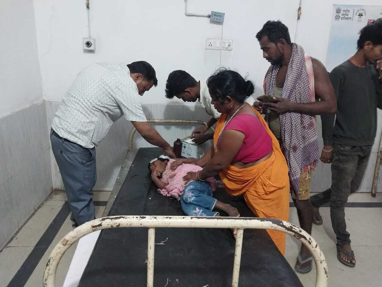 पूर्वी कोसी तटबंध पर कार ने मासूम को मारी टक्कर, हालत नाजुक