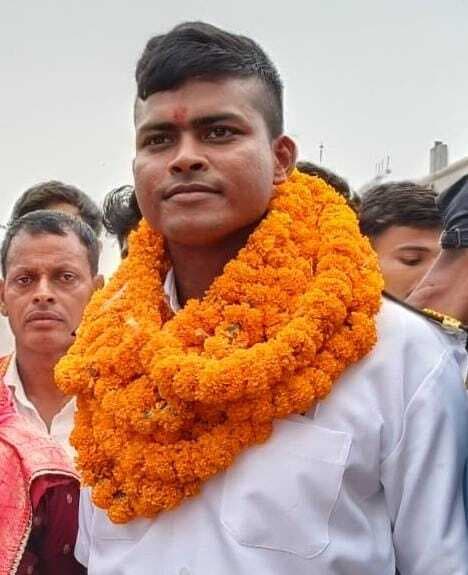 भगवतीपुर के सोनू बने लेफ्टिनेंट