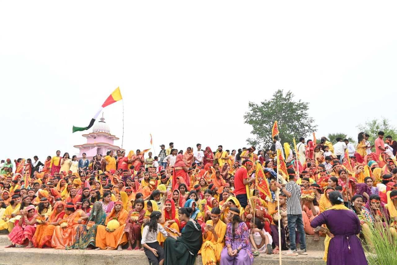 रमजानकी मंदिर ठाकुरबाड़ी प्रतिष्ठात्मक महायज्ञ के लिए हुई जलभरी