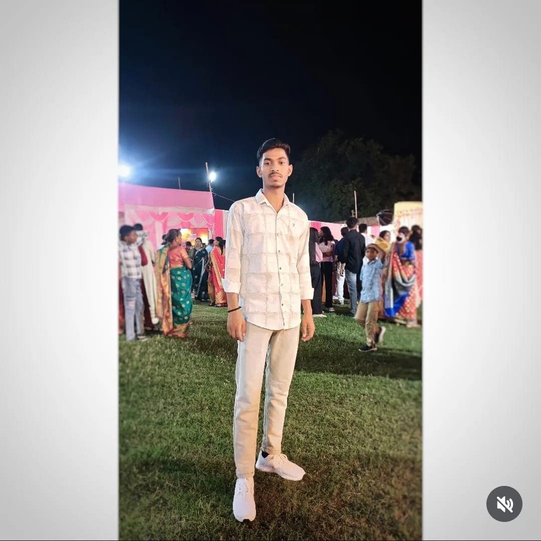 Dhanbad News : मोहलबनी के युवक ने पेड़ पर फांसी लगा कर की आत्महत्या