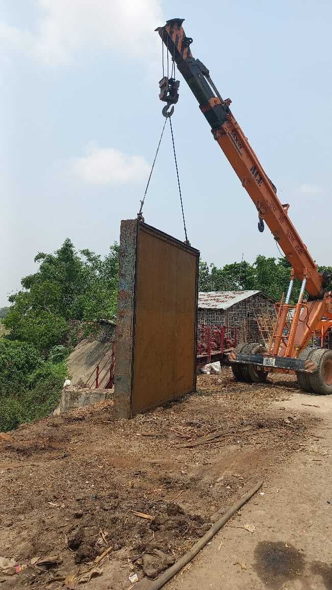 सरदारनगर भवानीपुर जर्जर स्लूईस फाटक का निर्माण शुरू