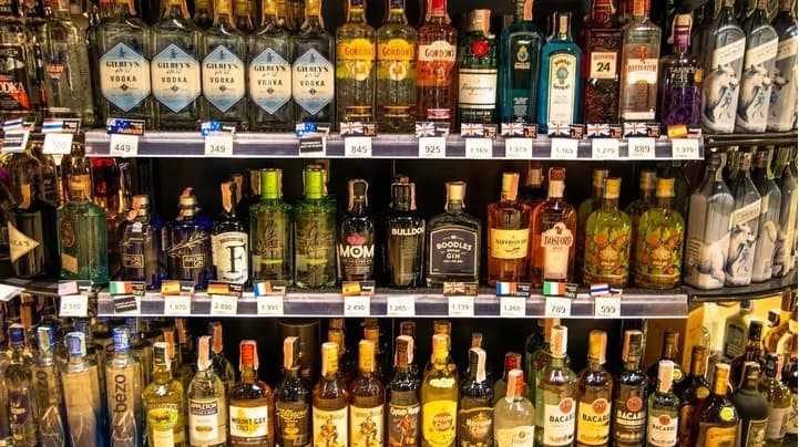 Ranchi News : प्लेसमेंट एजेंसियों से शराब बिक्री की पूरी बकाया राशि 20 जून तक वसूली जाये, कोताही बर्दाश्त नहीं : योगेंद्र