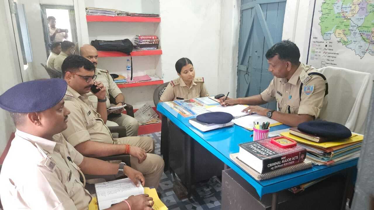 मासिक अपराध गोष्ठी में अपराध नियंत्रण के दिये निर्देश