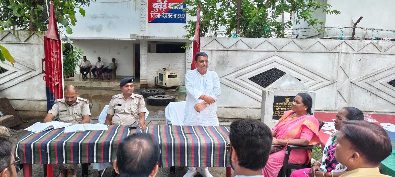 सोशल मीडिया पर अफवाह फैलाने पर होगी कार्रवाई : थाना प्रभारी