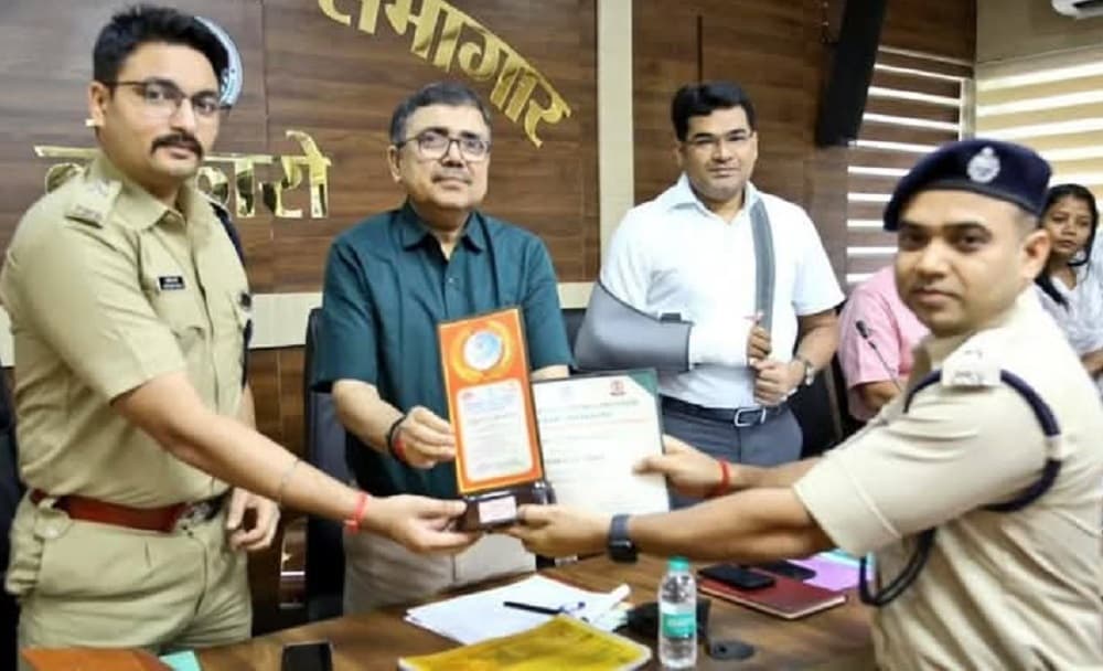 Bokaro News : आमजनों को धूम्रपान के दुष्प्रभावों की दें जानकारी : उपायुक्त