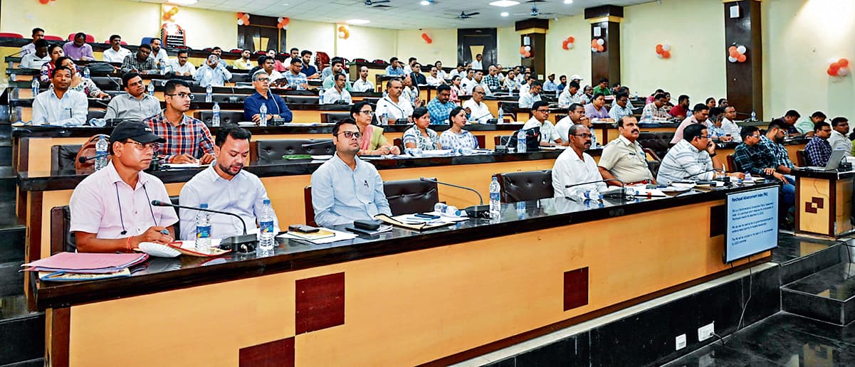 Rourkela News: विकास परियोजनाओं की निगरानी और मूल्यांकन की मिली जानकारी