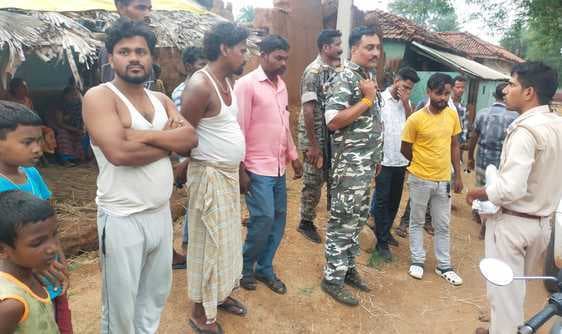 पोड़ैयाहाट के सिंदबाक में युवक की कुल्हाड़ी से मारकर हत्या