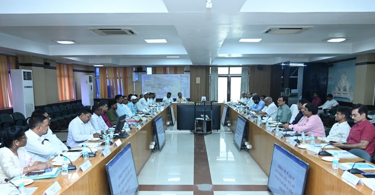 Dhanbad News : पीएनएम की बैठक में कर्मचारियों की समस्याओं पर हुई चर्चा