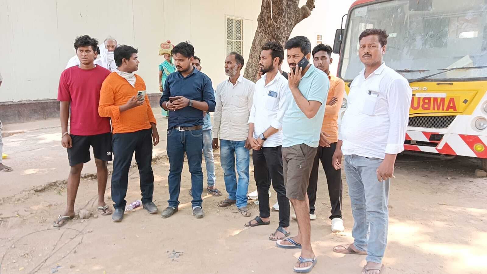 ट्रक की चपेट में आने से बाइक सवार ट्रैक्टर इंजन मिस्त्री की मौत