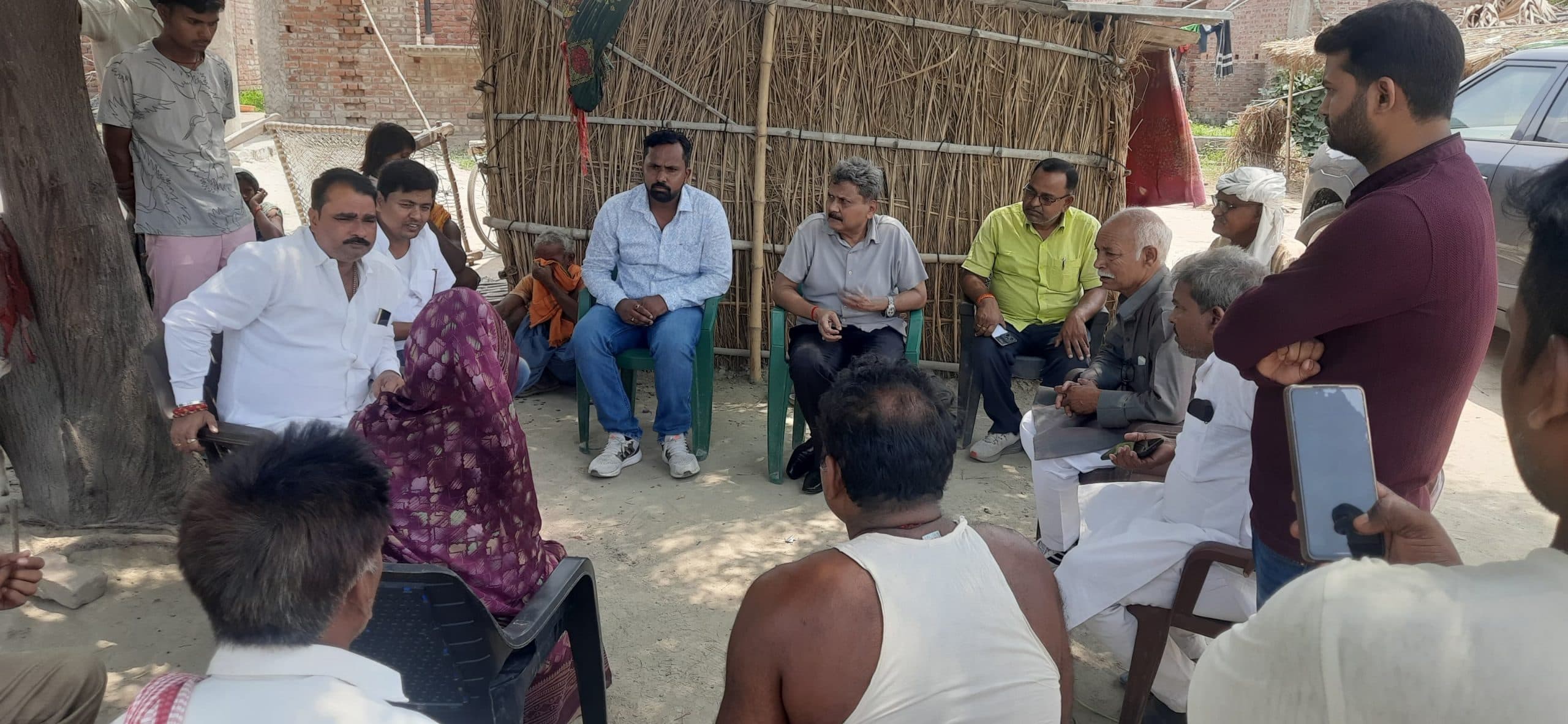 किशोरी हत्याकांड में परिजनों से मिले शिक्षा मंत्री, दिलाया इंसाफ का भरोसा