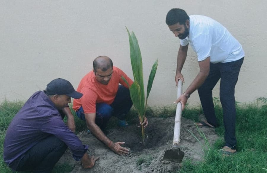 पर्यवेक्षण गृह परिसर में पर्यावरण संरक्षण का लिया गया संकल्प