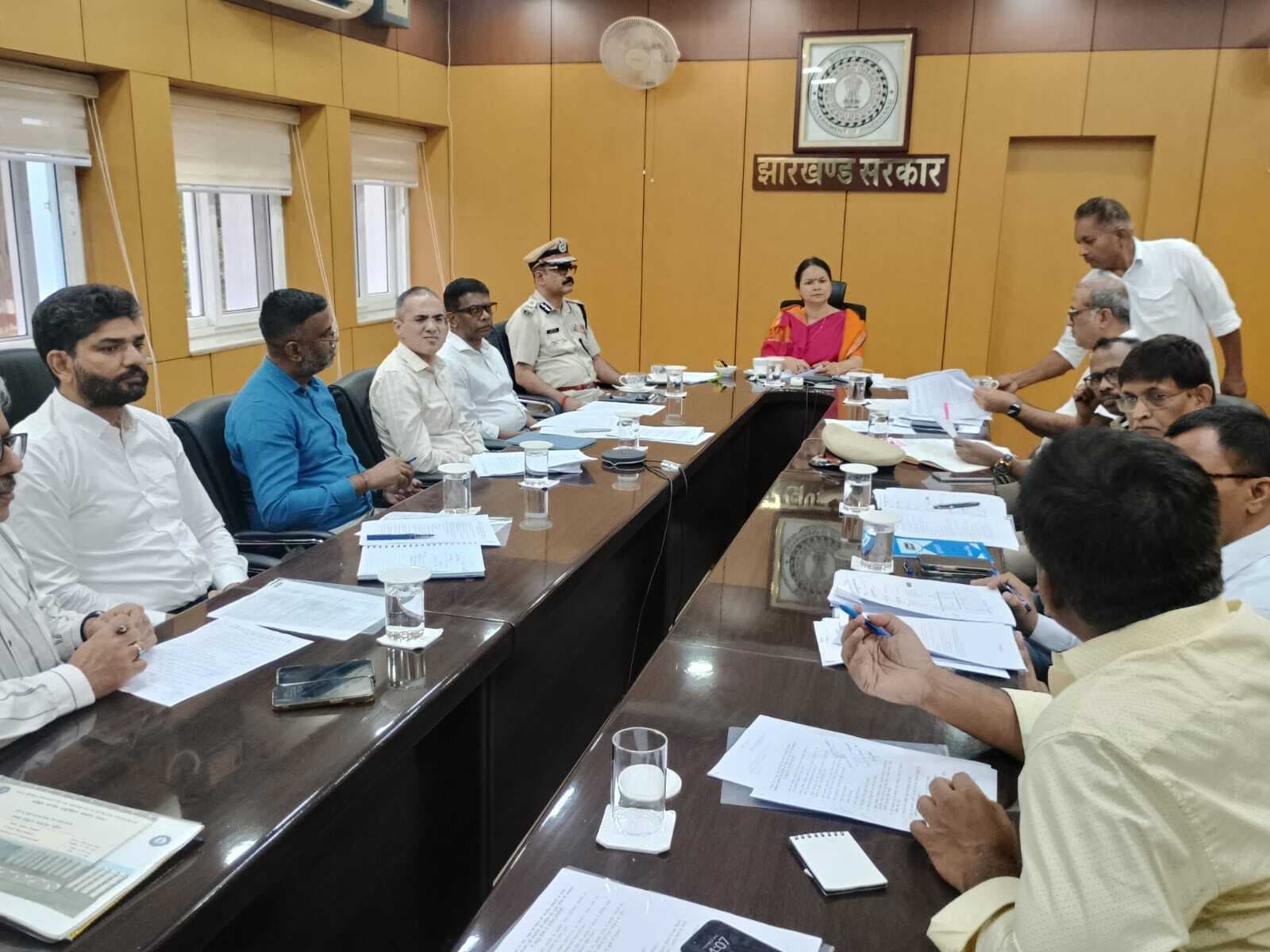 Ranchi News : राष्ट्रपति के देवघर आगमन को यादगार बनायें : मुख्य सचिव