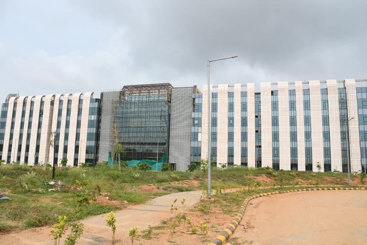 Deoghar News : तीन एमबीबीएस छात्रों को राष्ट्रपति के हाथों मेडल व एक को मिलेगी डिग्री