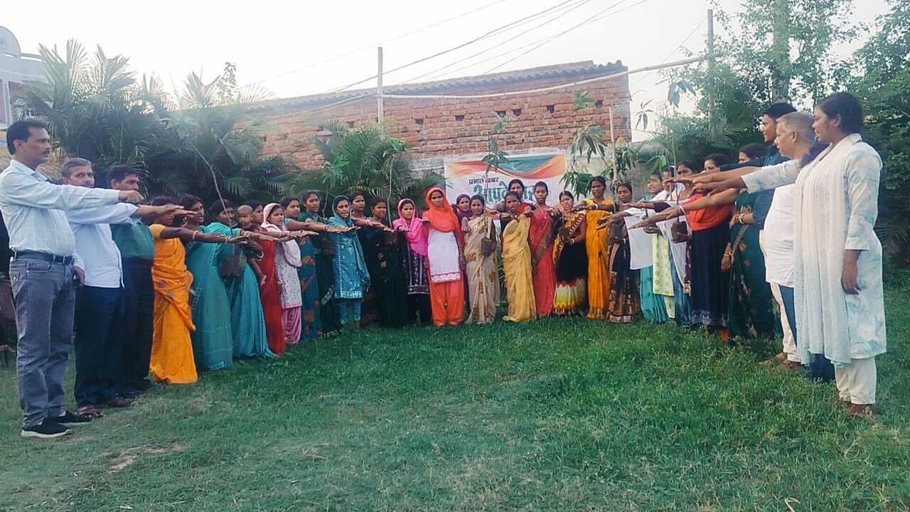 हमारे जीवन की रक्षा के लिए पेड़ अनिवार्य