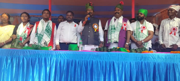 प्रकृति संतुलन के लिए पर्यावरण संरक्षण जरूरी : पूर्व सीएम अर्जुन मुंडा