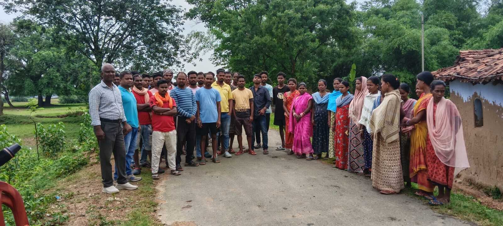 Chaibasa News : गांवों में शराब दुकान खोलने का फैसला दुर्भाग्यपूर्ण