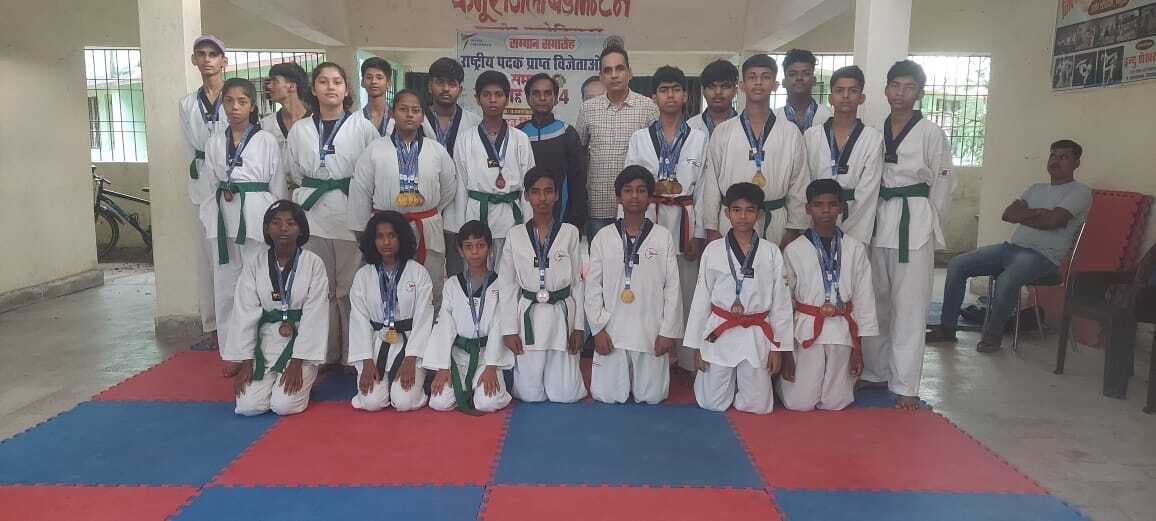 राजलक्ष्मी व अभिनव ने ताइक्वांडो प्रतियोगिता में लाया स्वर्ण पदक