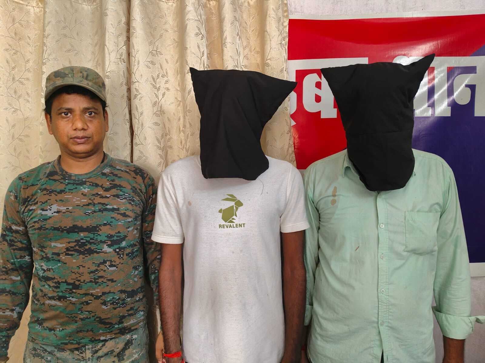 नकली ऑनलाइन पेमेंट दिखा ठगी करने वाले दो साइबर फ्रॉड धराये