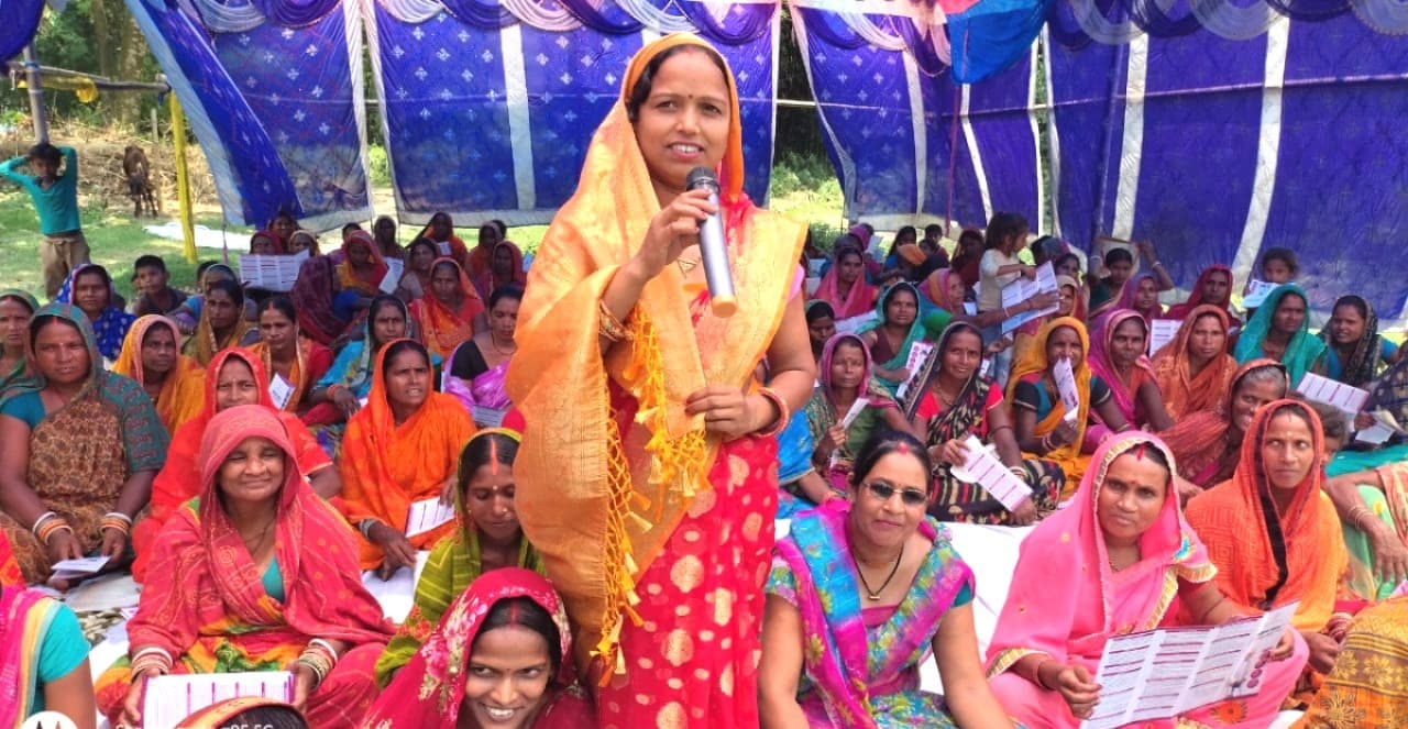 ग्रामीण महिलाओं को सशक्त बना रहा महिला संवाद कार्यक्रम